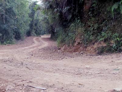 Improvement of road from Hoilao to Yeangnyu (Totok Chingkhao), Mon district.